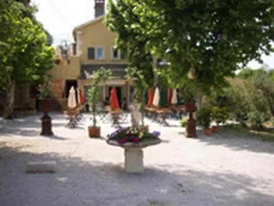Hotel La Maillane La Penne-sur-Huveaune
