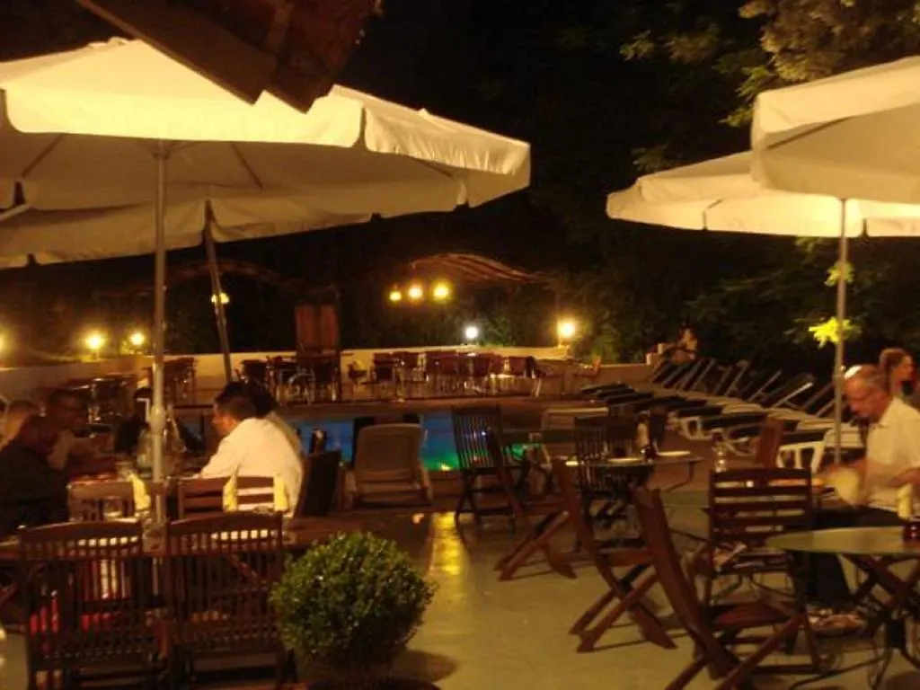 Hotel La Maillane La Penne-sur-Huveaune