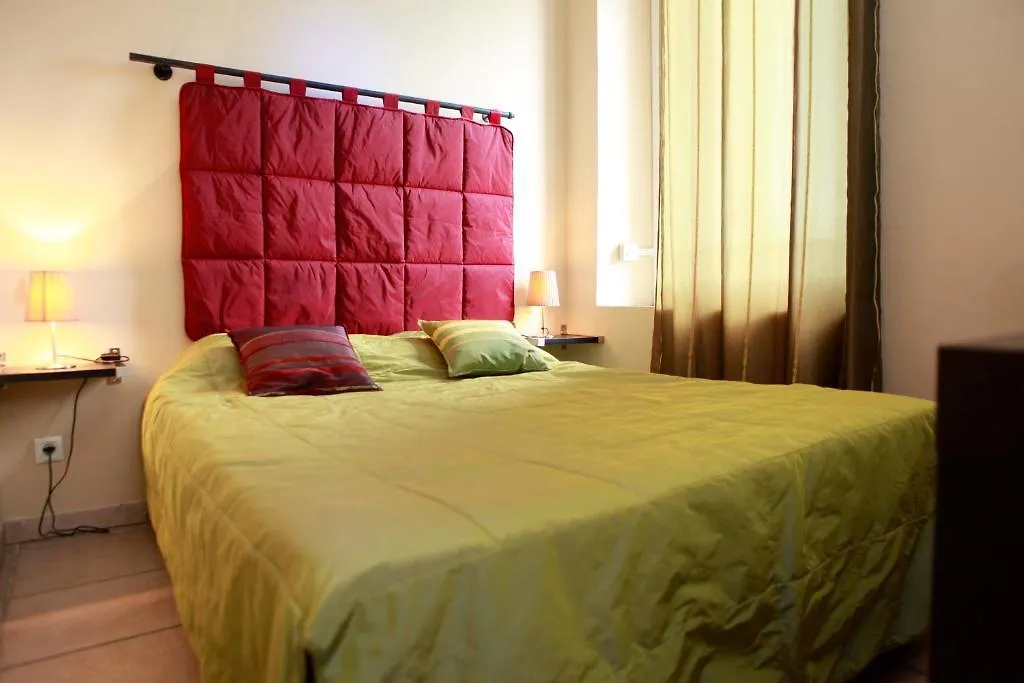 Hotel La Maillane La Penne-sur-Huveaune 2*,